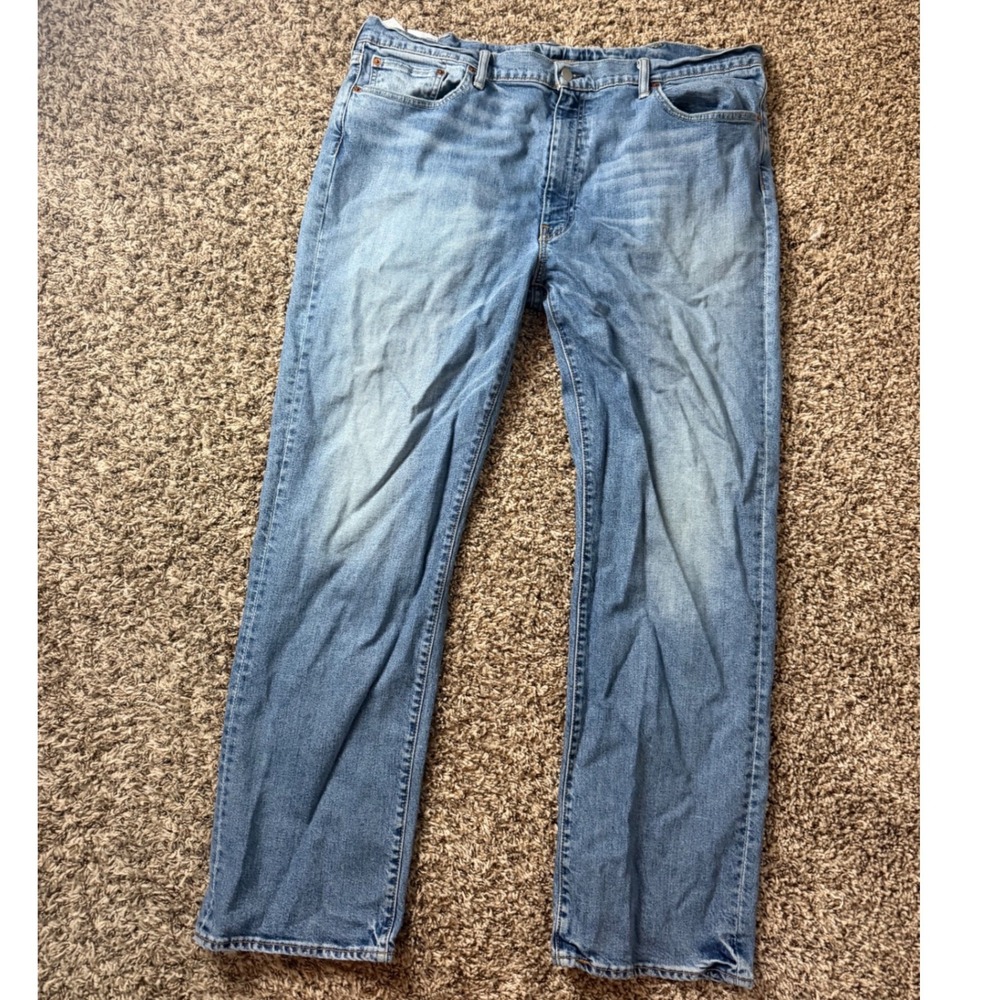 Levis 514 Straight Fit Jeans Mens 42x32 Light Wash Blue Denim Pants